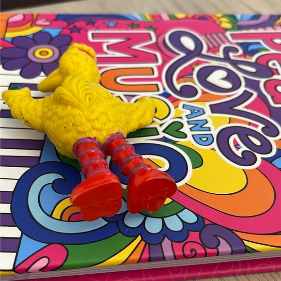 Tara Toy Sesame Street Big Bird Pvc Figure - Tennis Racket Broken (Pre-owned) #1 - Picture 4 of 7